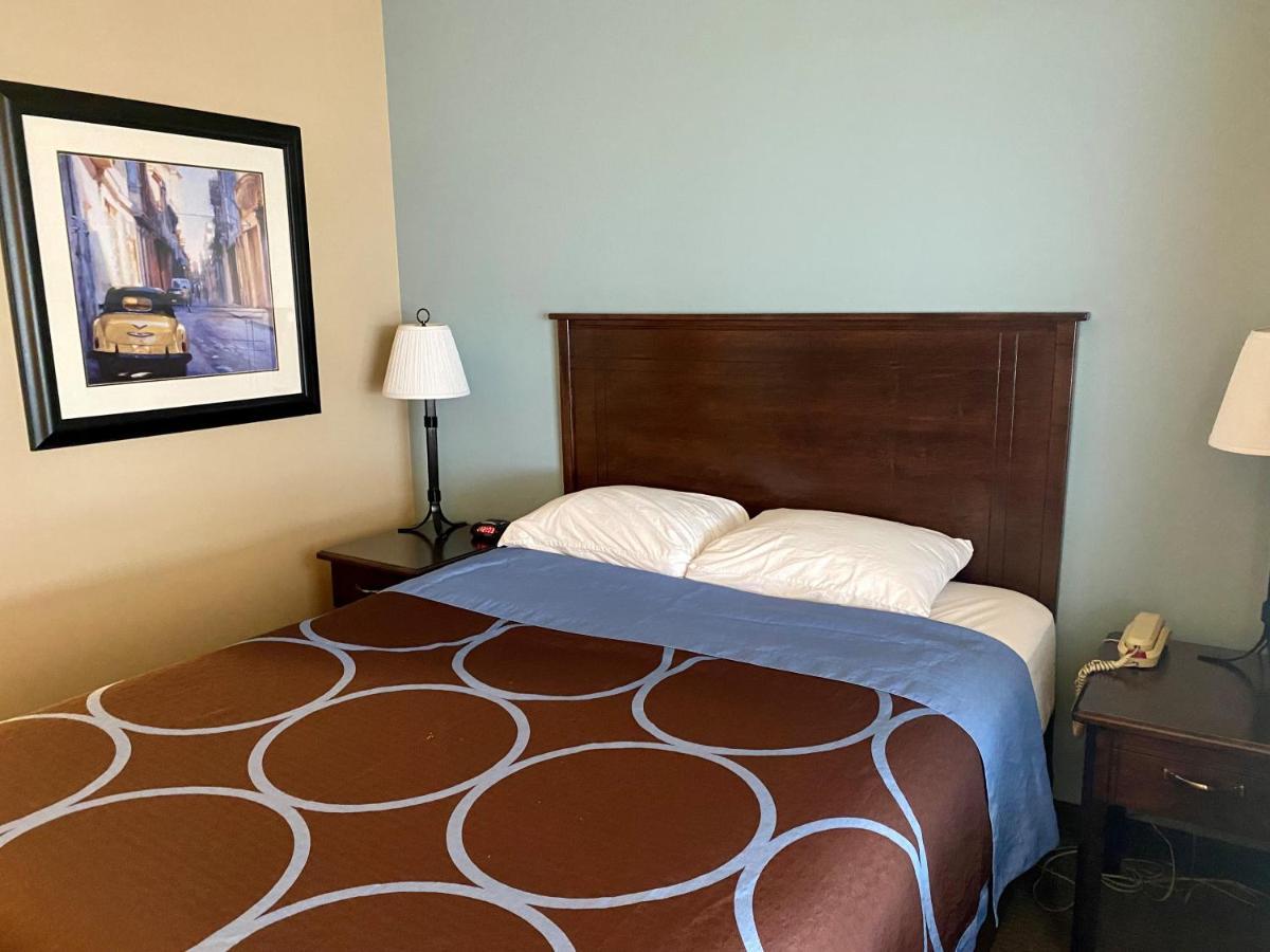 מלון Super 8 By Wyndham Edmonton South מראה חיצוני תמונה