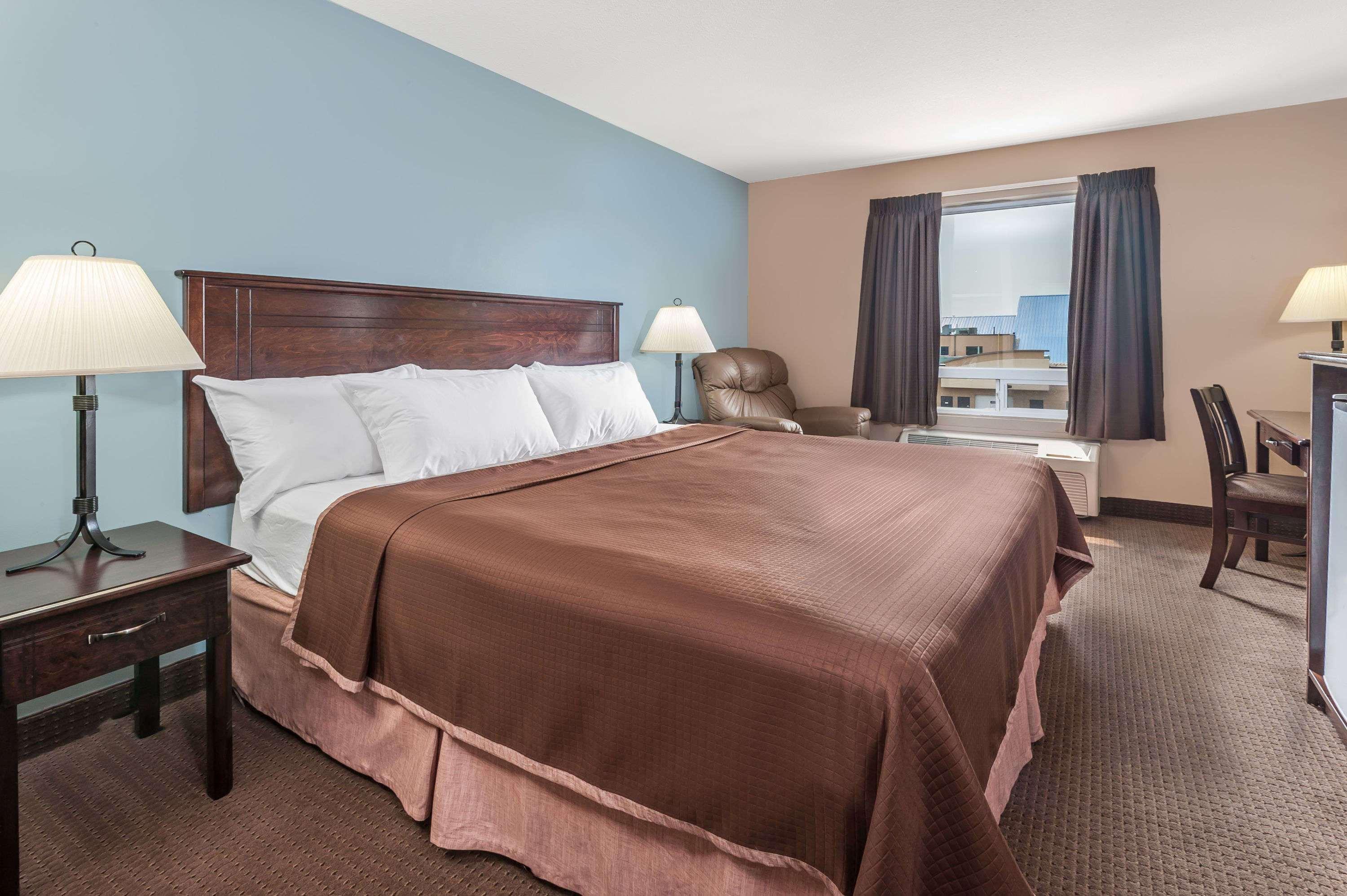 מלון Super 8 By Wyndham Edmonton South מראה חיצוני תמונה